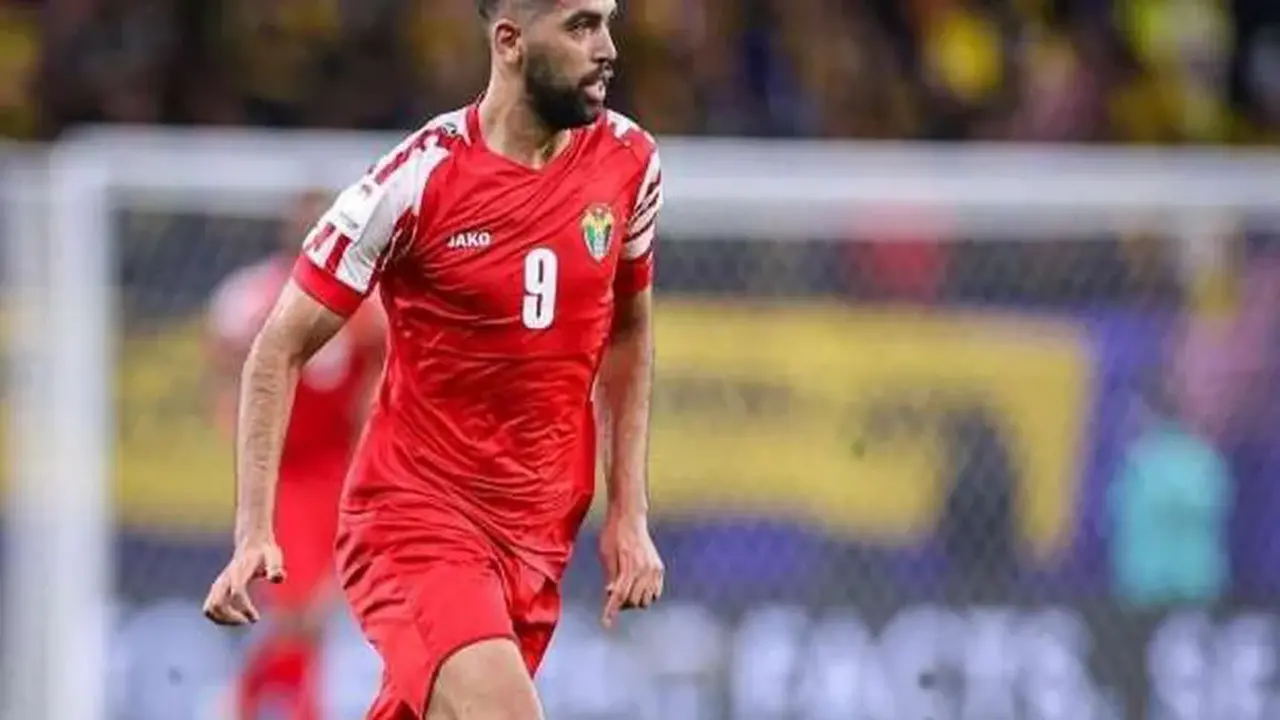 الكرامة العراقي يرد أولاً على صفقة علي علوان مع الأهلي